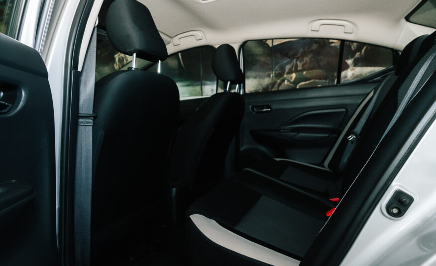 NISSAN VERSA ADVANCE 2020