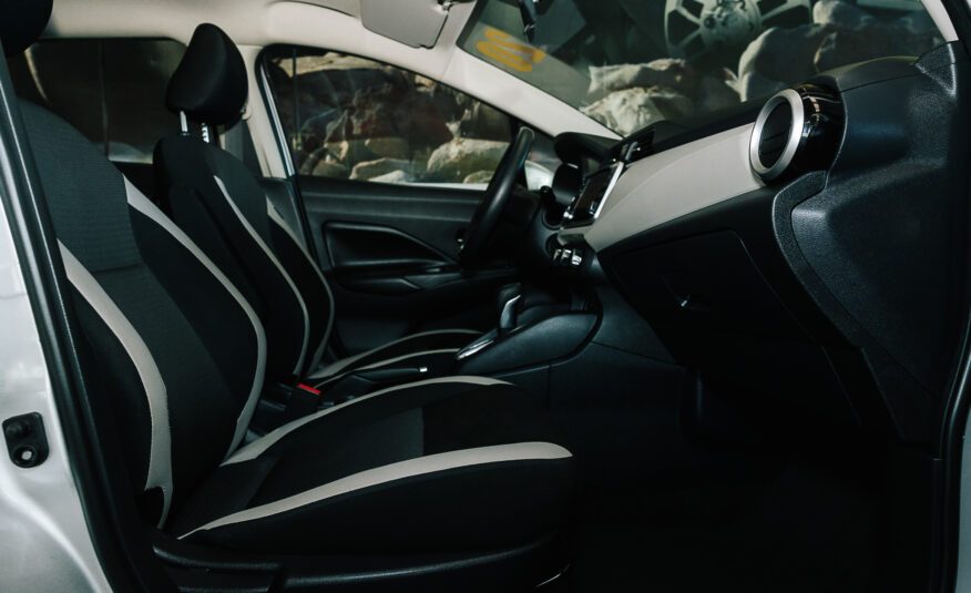 NISSAN VERSA ADVANCE 2020