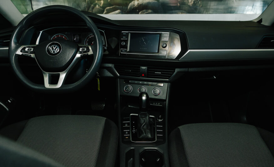 VW JETTA TRENDLINE V4 AUT 2020
