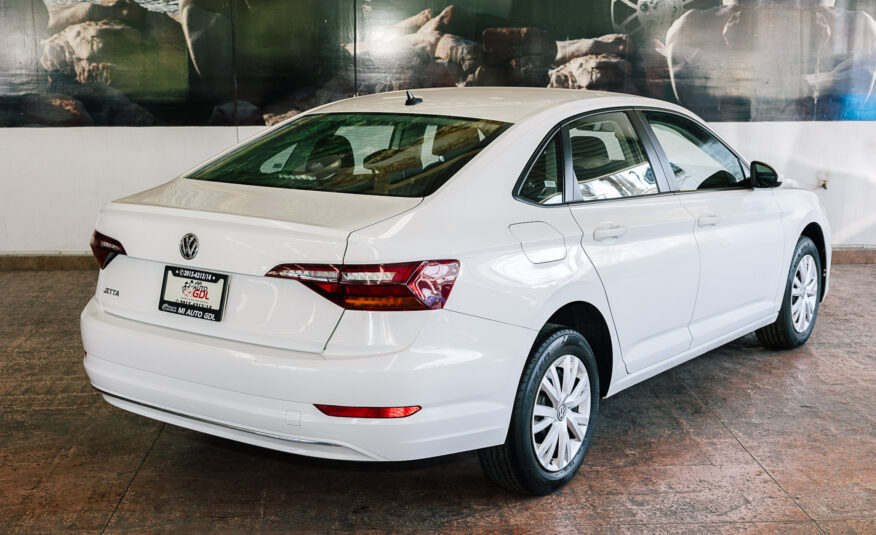 VW JETTA TRENDLINE V4 AUT 2020