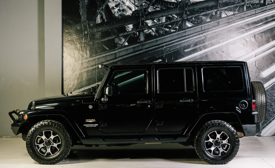 JEEP WRANGLER SAHARA UNLIMITED 4X4 2015