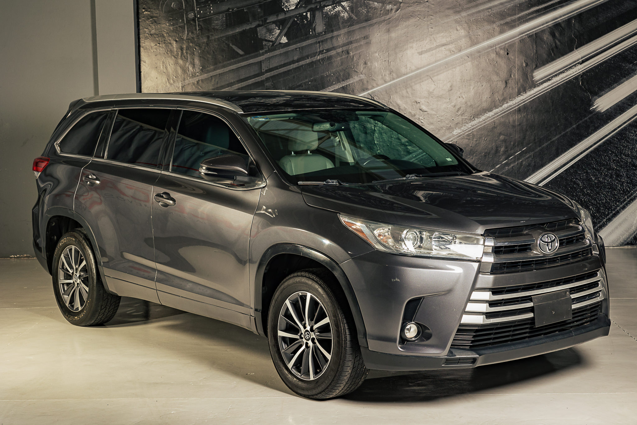 TOYOTA HIGHLANDER XLE 2017