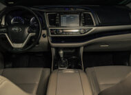 TOYOTA HIGHLANDER XLE 2017