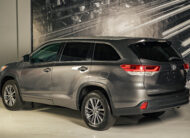 TOYOTA HIGHLANDER XLE 2017