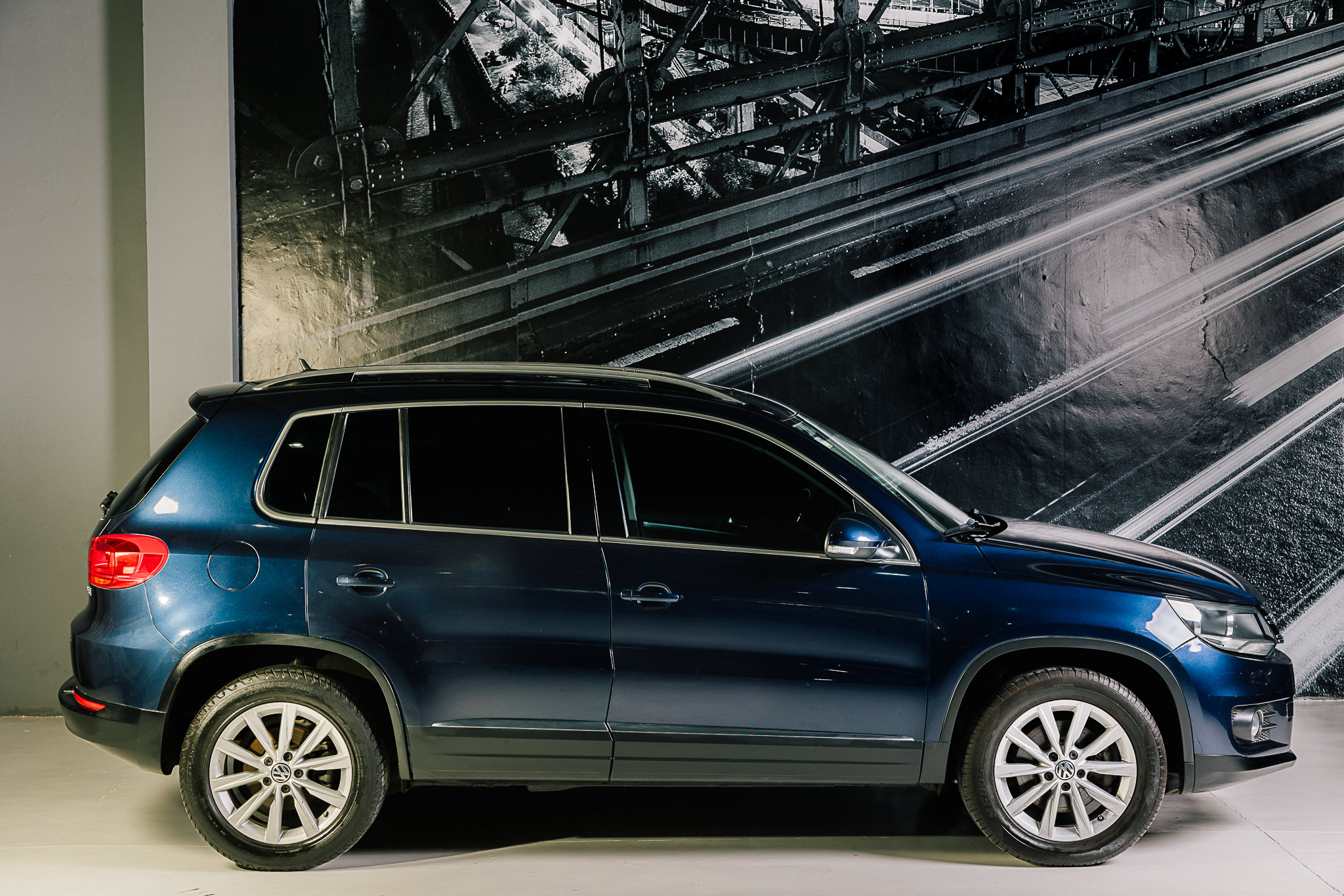 VOLKSWAGEN TIGUAN TRACK 2015