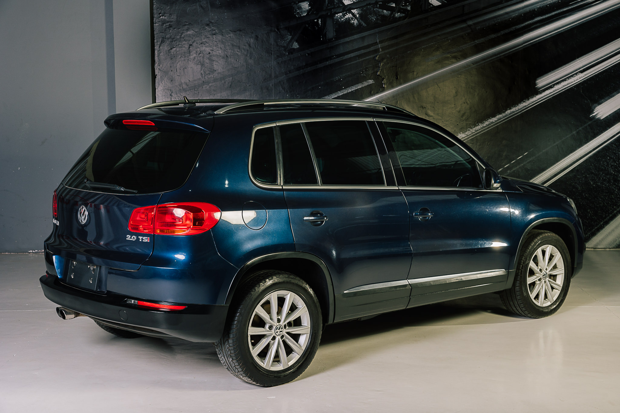 VOLKSWAGEN TIGUAN TRACK 2015