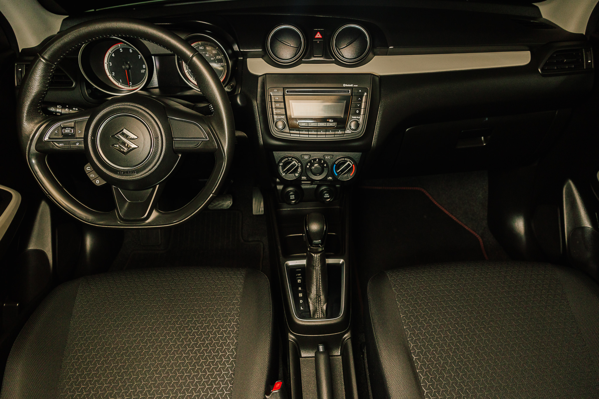 SUZUKI SWIFT GLS 2023