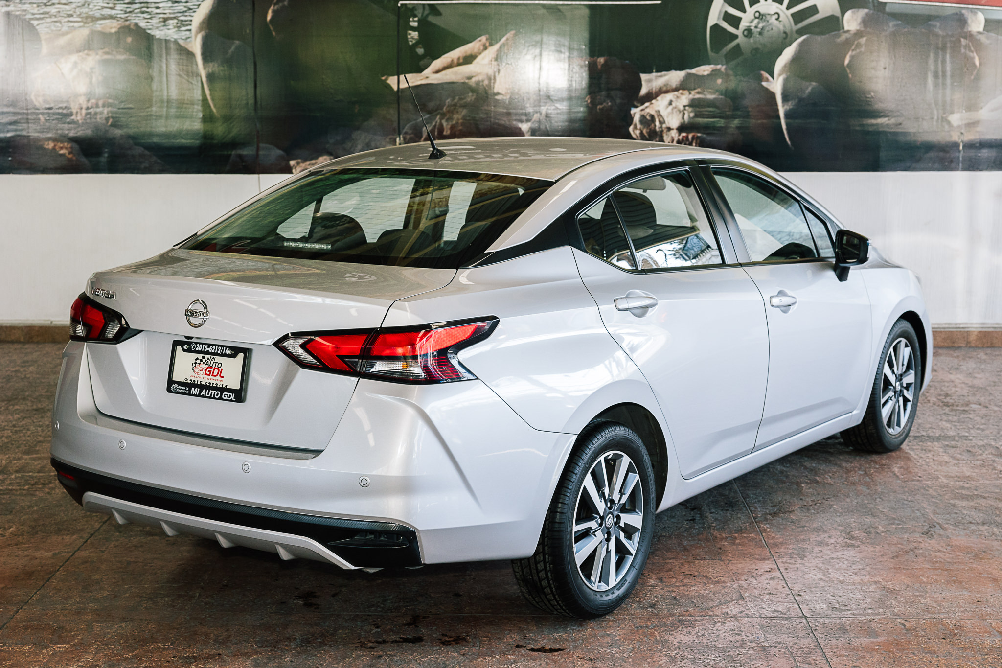 NISSAN VERSA ADVANCE 2020 BONO DE $ 30,000