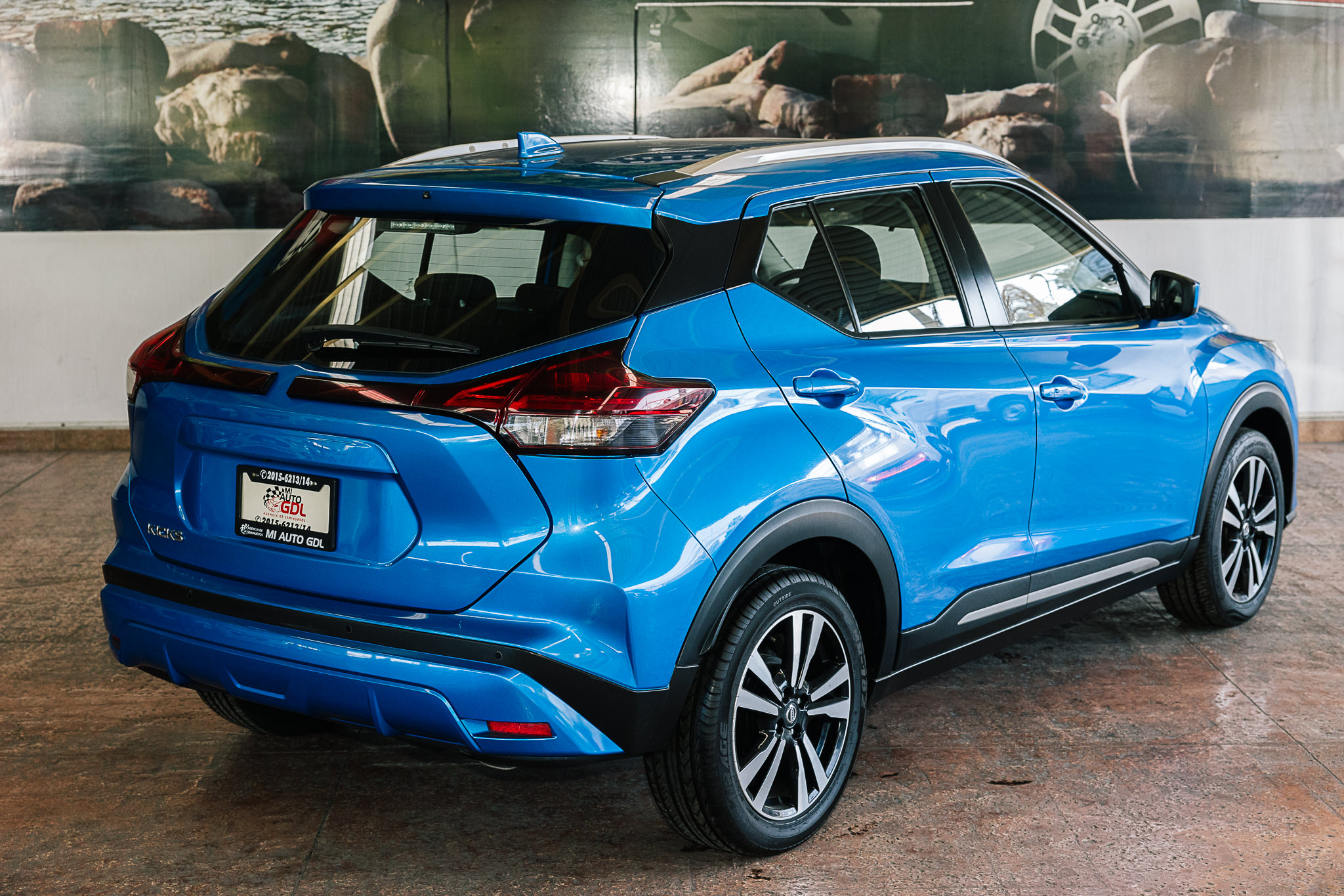 NISSAN KICKS ADVANCE 2021