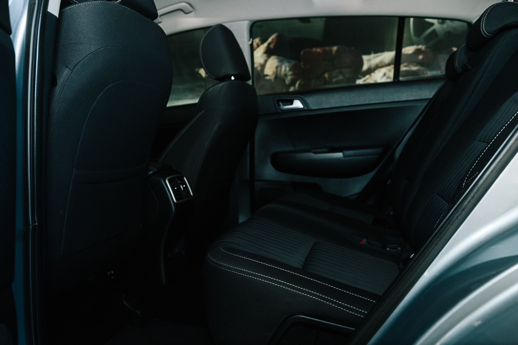 KIA SPORTAGE LX 2020