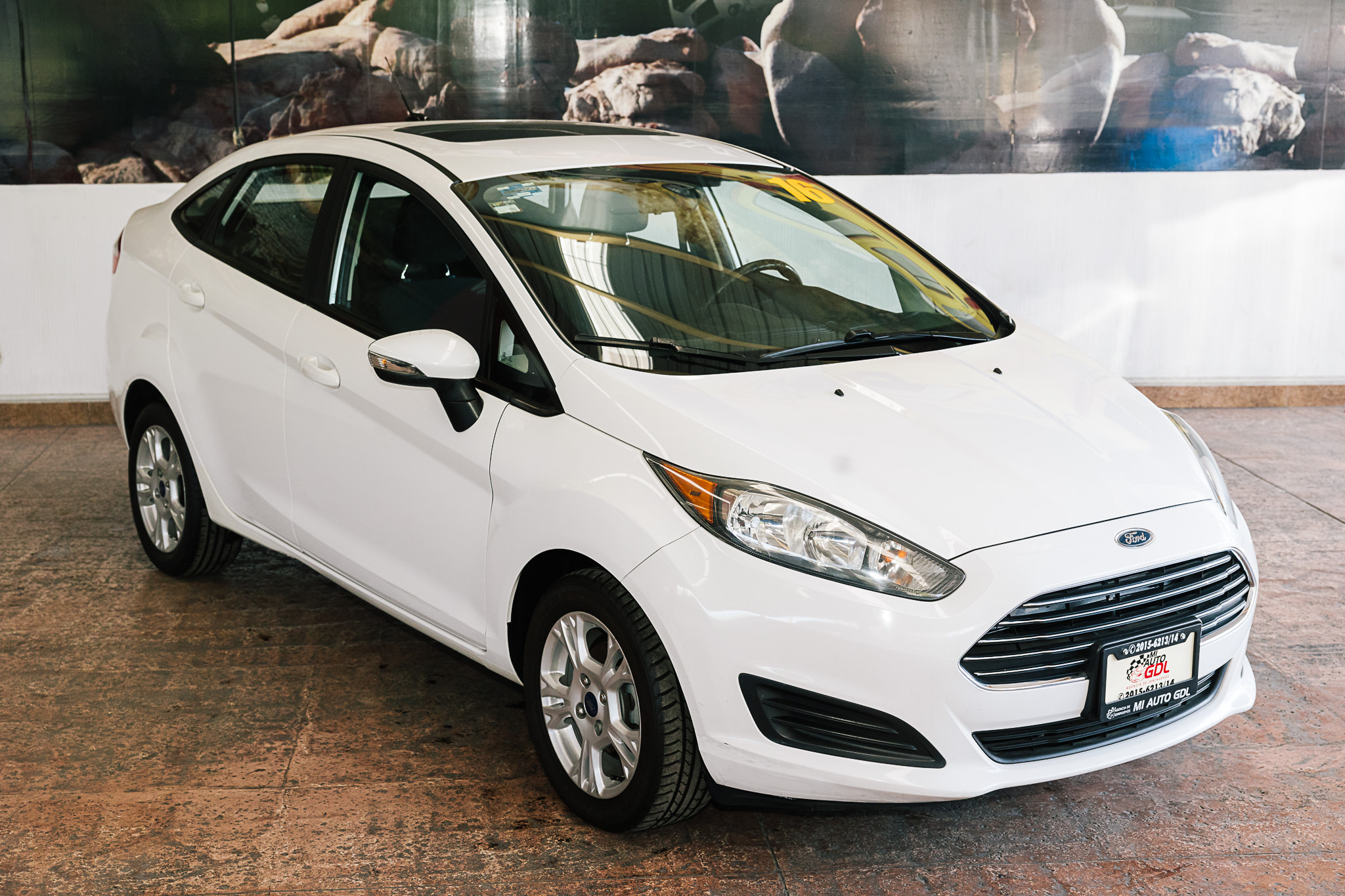 FORD FIESTA SE AUT V4 2016