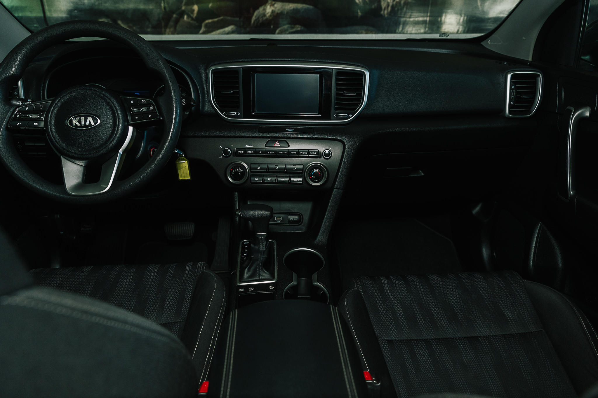 KIA SPORTAGE LX 2020