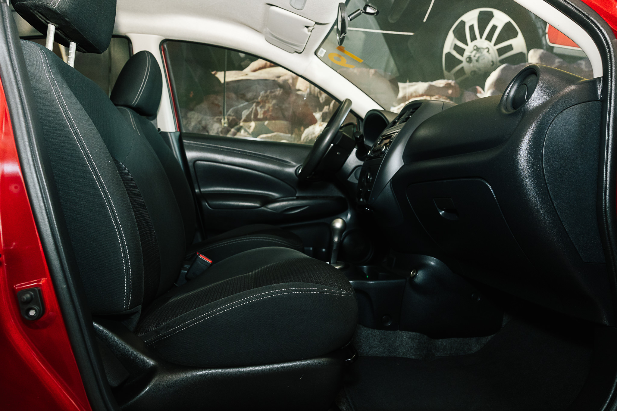 NISSAN VERSA SENSE 2019 BONO DE $ 15,000