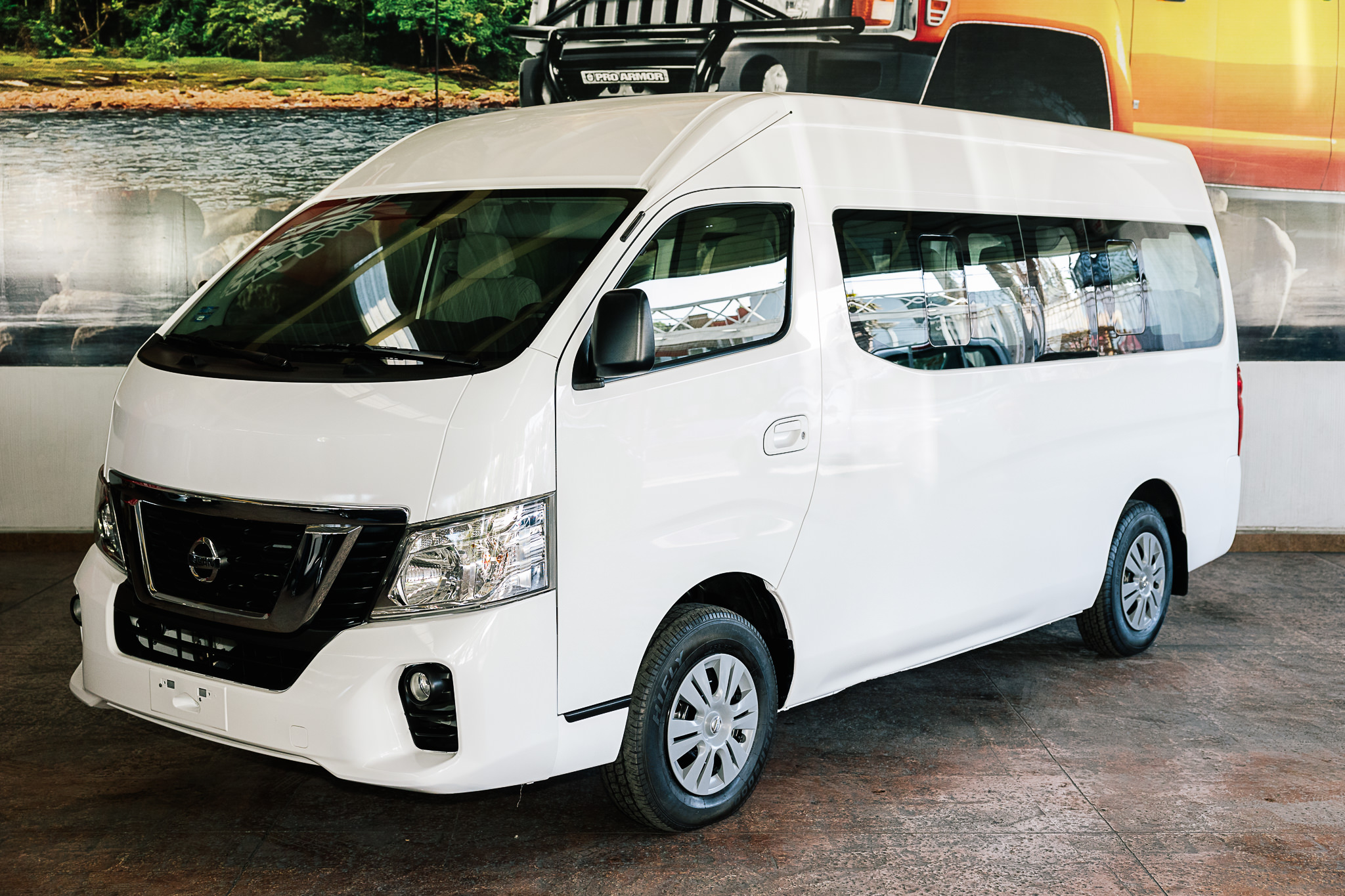 NISSAN URVAN NV 350 15 PASAJERO V4 2021 BONO DE $ 40,000