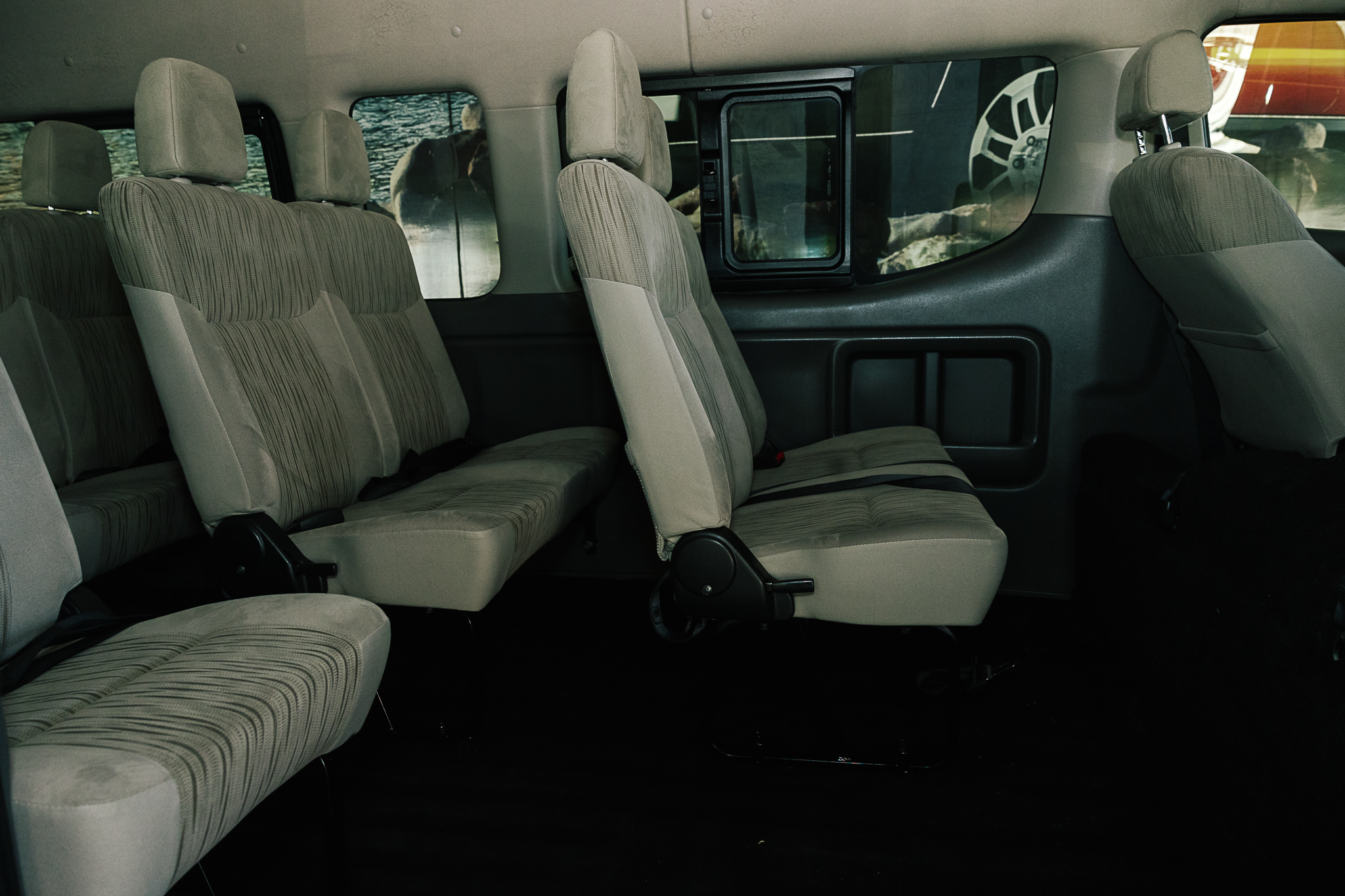 NISSAN URVAN NV 350 15 PASAJERO V4 2021 BONO DE $ 40,000