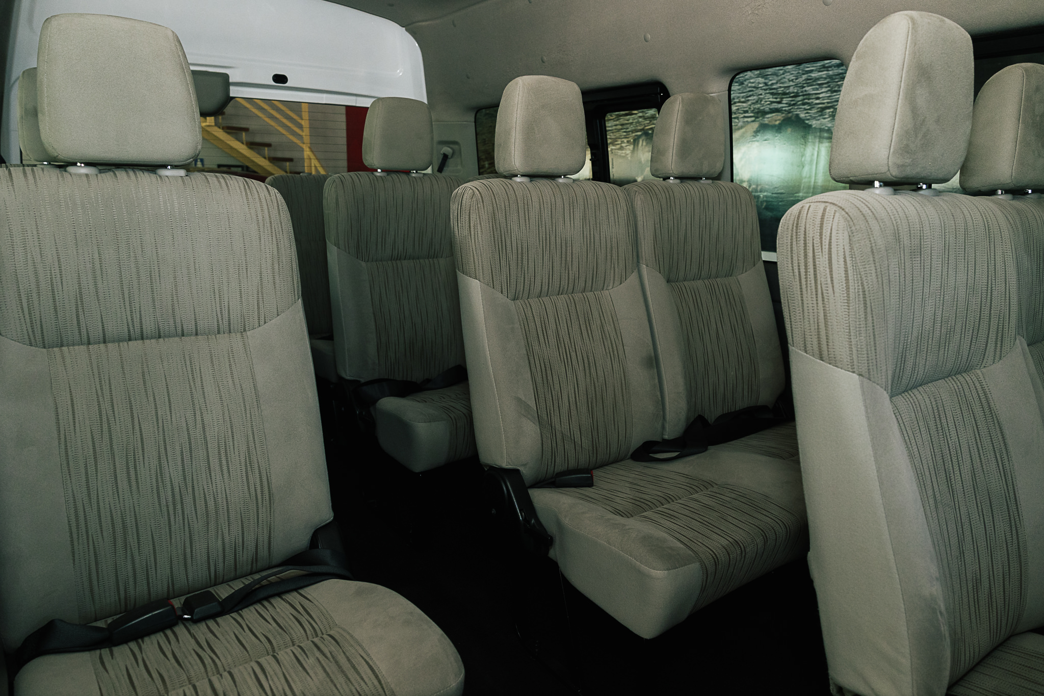 NISSAN URVAN NV 350 15 PASAJERO V4 2021 BONO DE $ 40,000