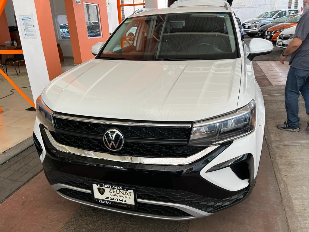 VOLKSWAGEN TAOS 2021