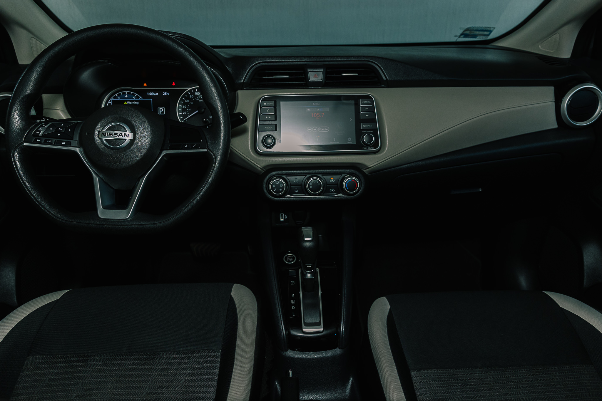 NISSAN VERSA ADVANCE 2020 BONO DE $ 30,000