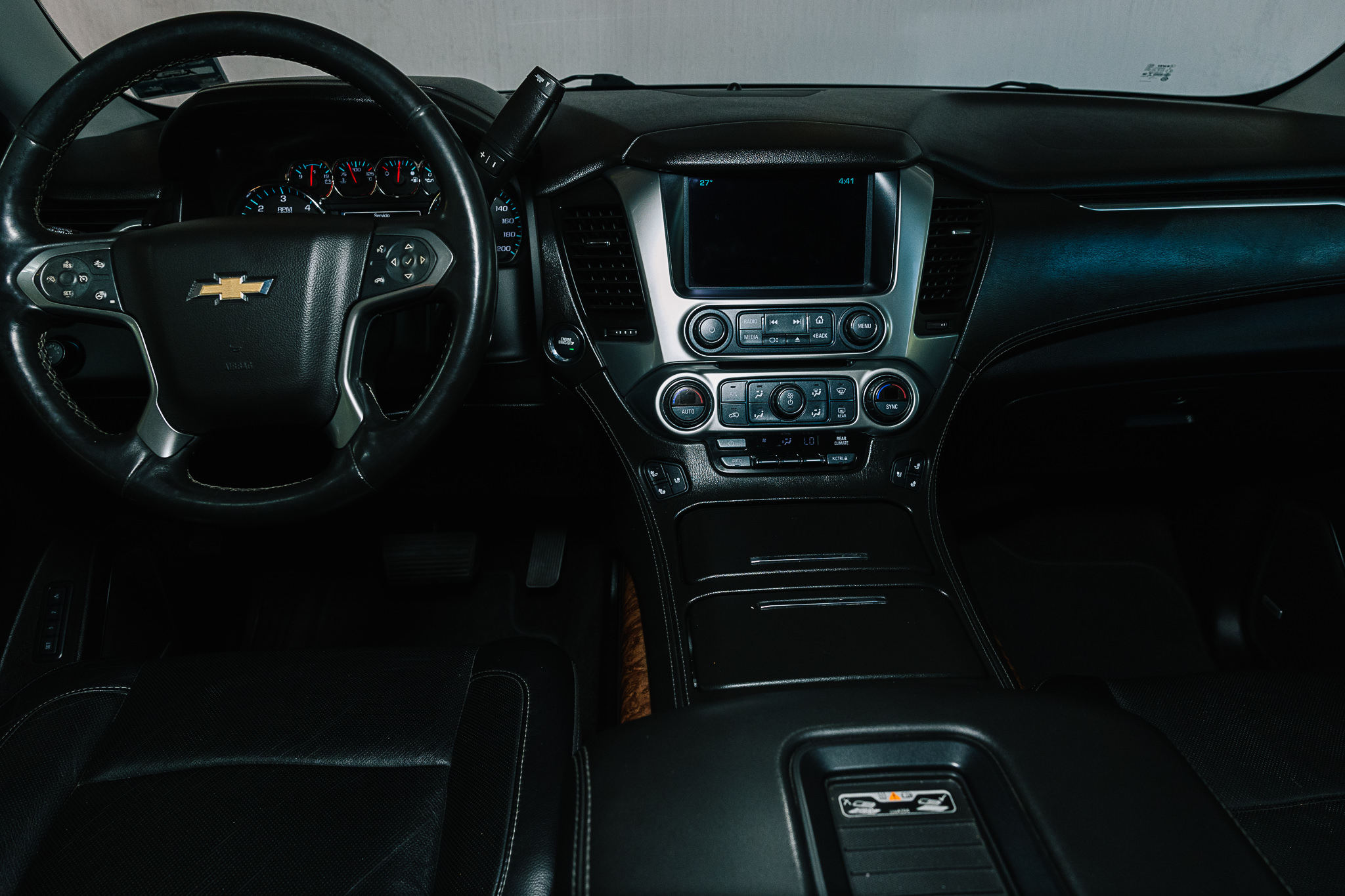 CHEVROLET SUBURBAN 2017