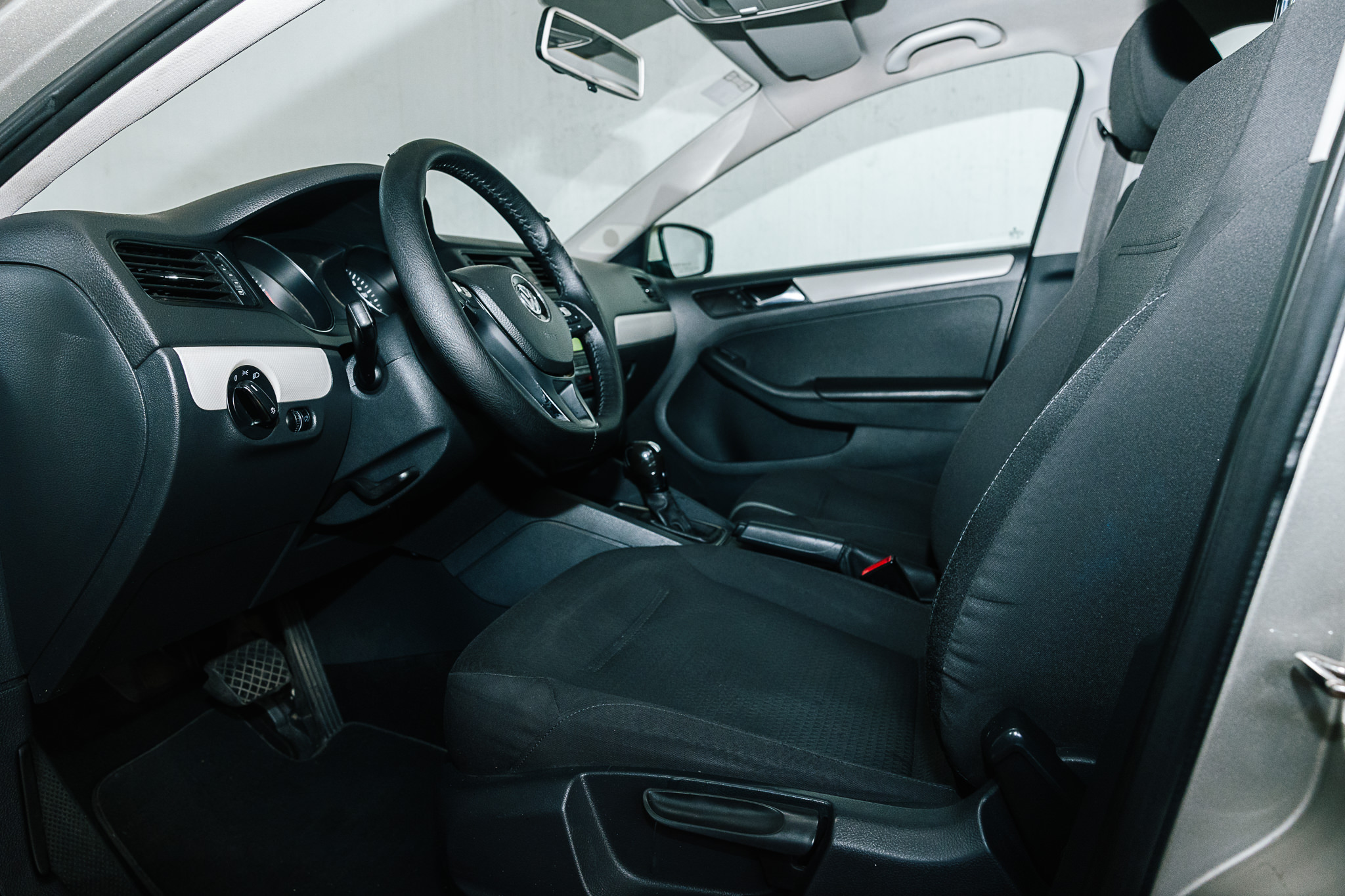 VOLKSWAGEN JETTA TRENDLINE 2016