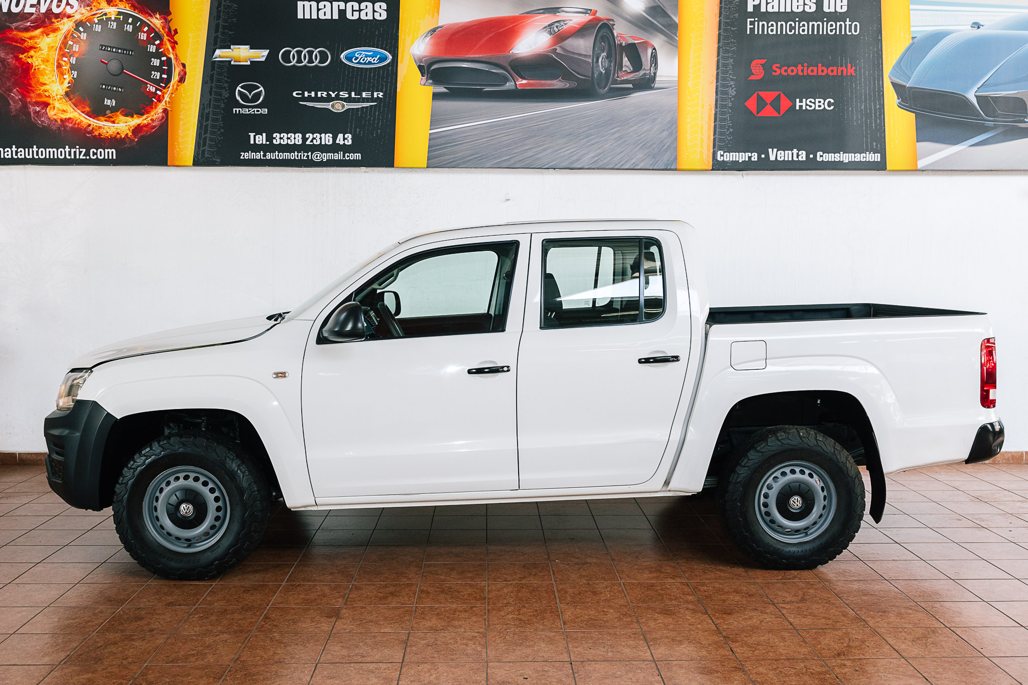VW AMAROK TRENDLINE DIESEL 4X2 V4 2018 BONO DE $ 30,000