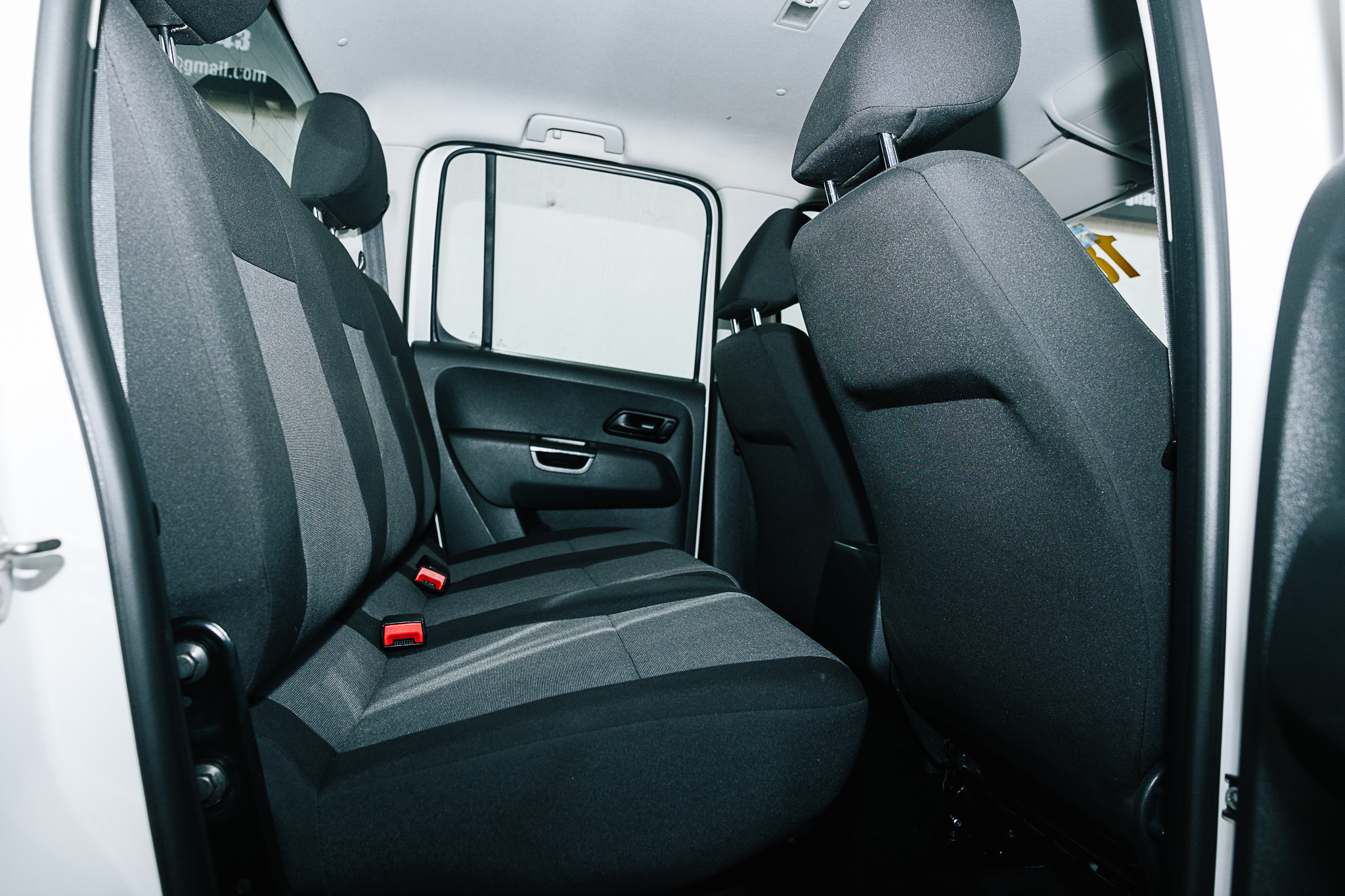 VW AMAROK TRENDLINE DIESEL 4X2 V4 2018 BONO DE $ 30,000