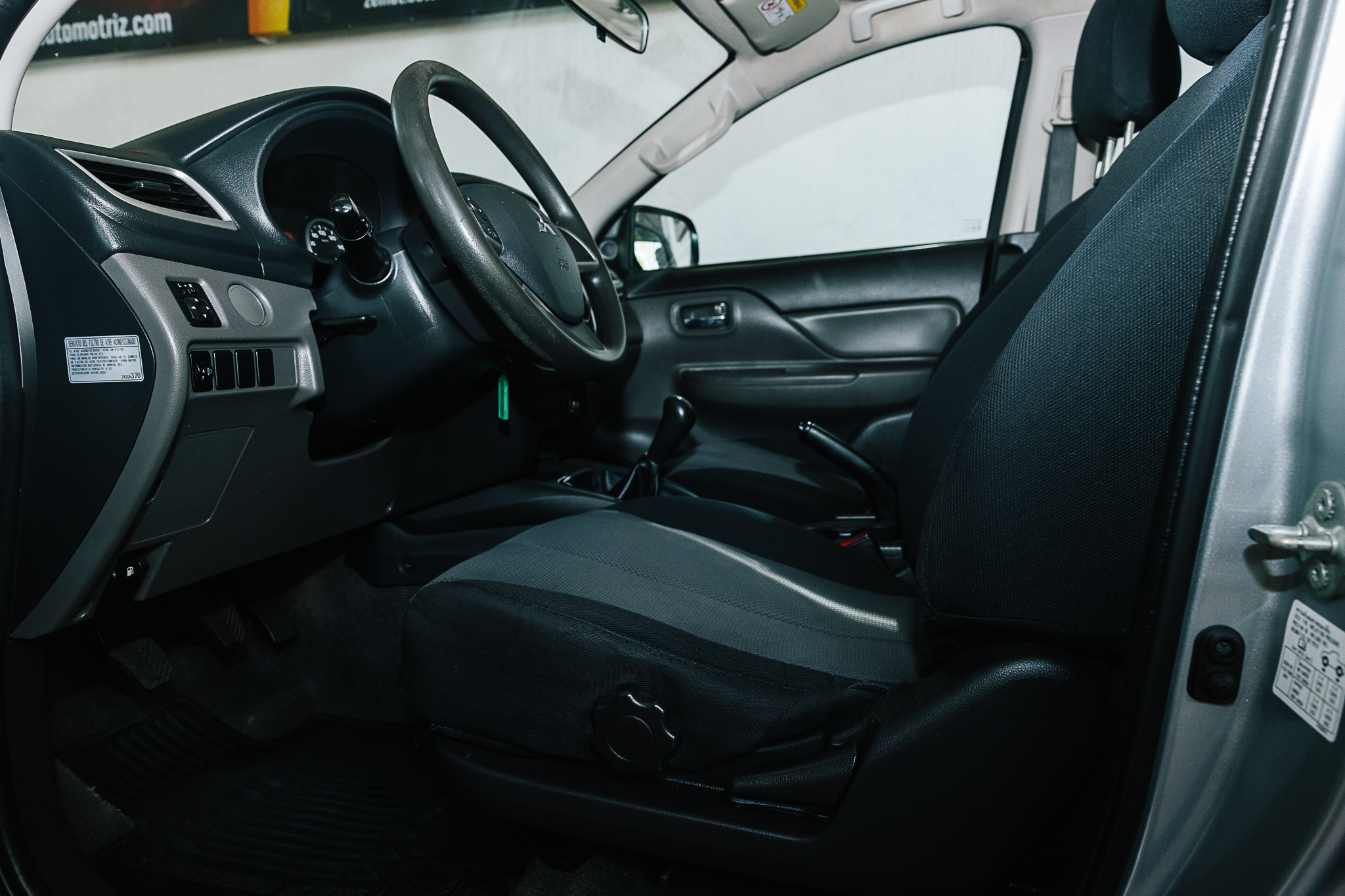 MITSUBISHI L-2OO GLS 2019 BONO DE $ 30,000