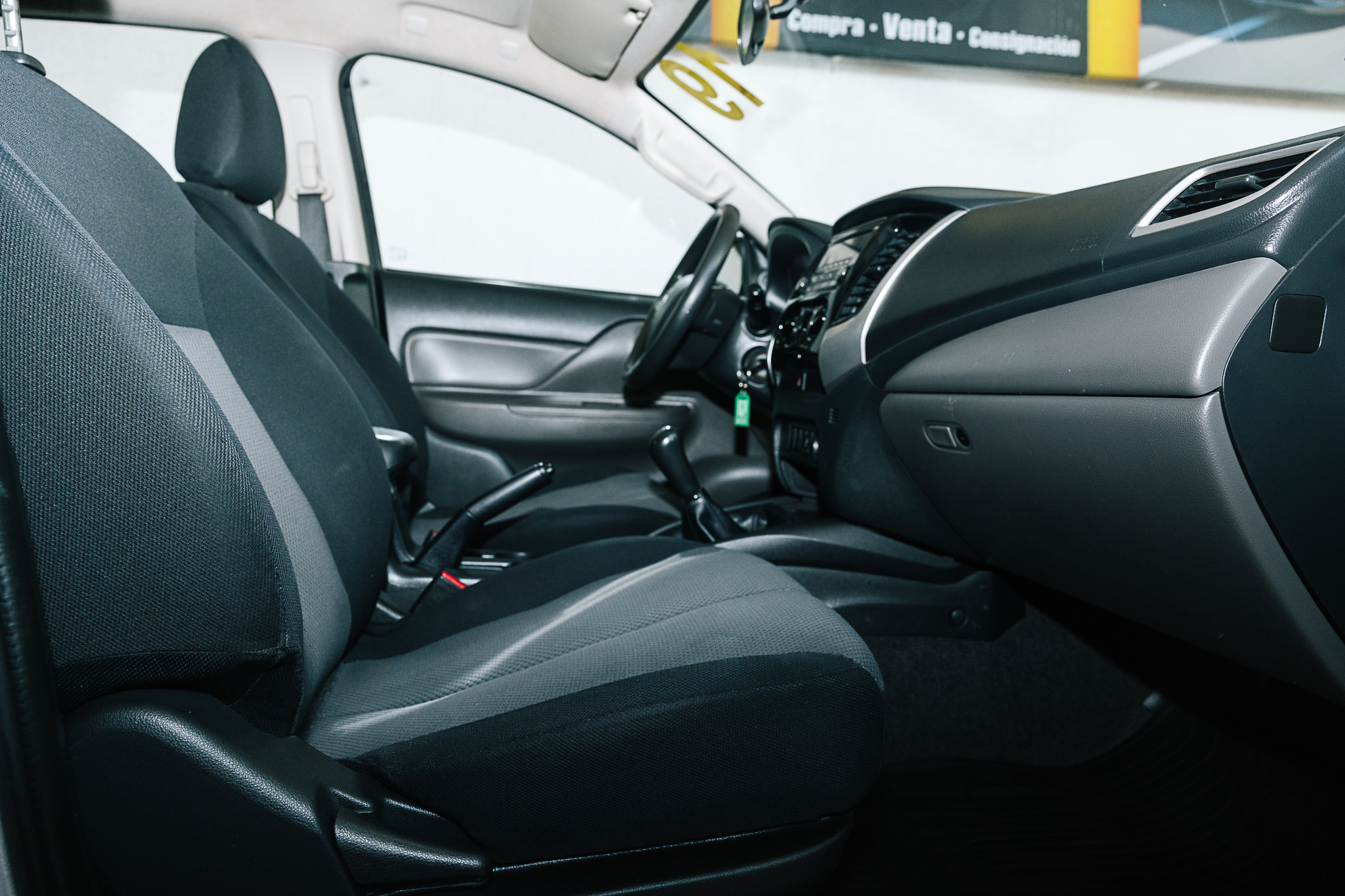 MITSUBISHI L-2OO GLS 2019 BONO DE $ 30,000