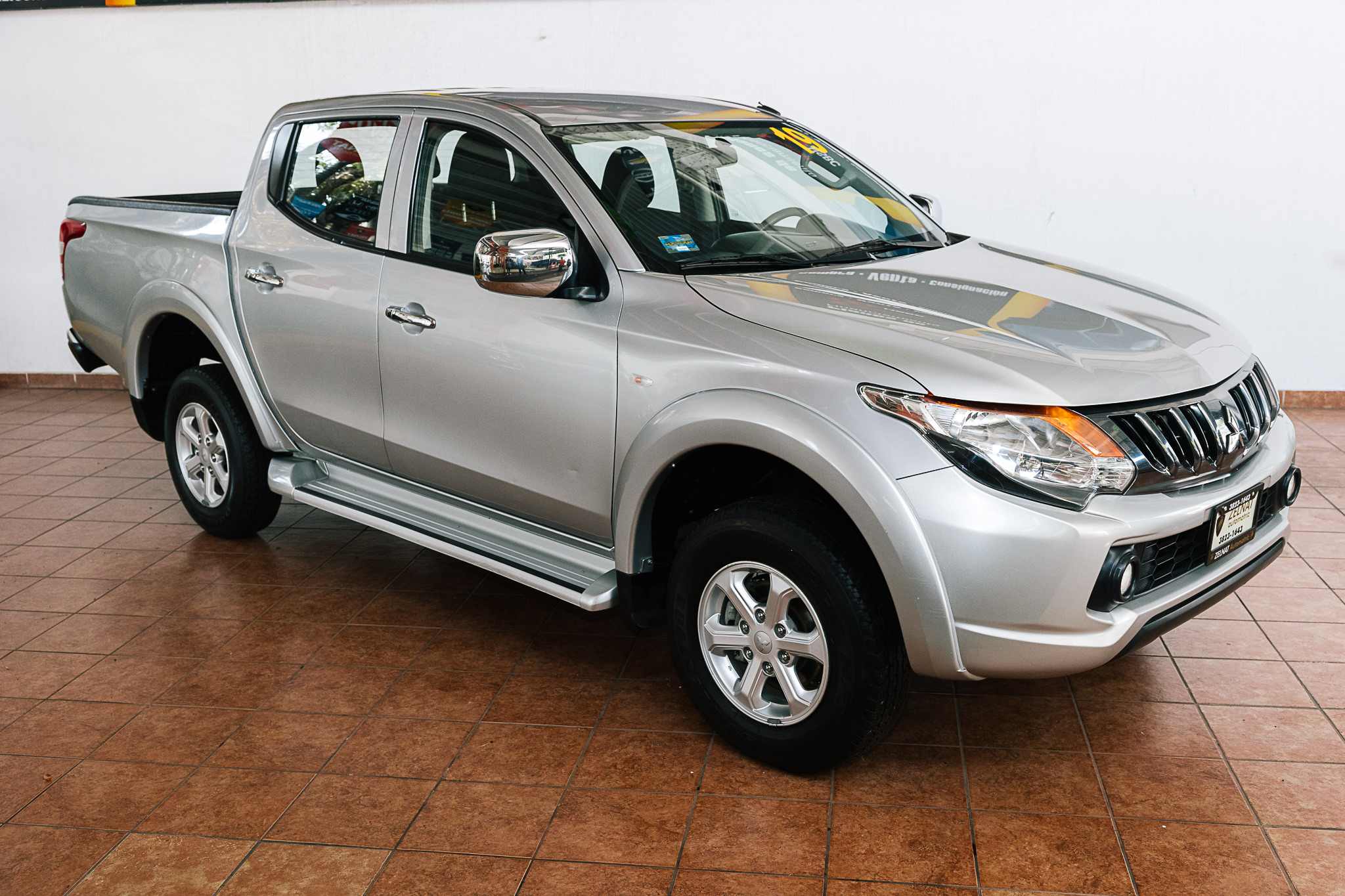 MITSUBISHI L-2OO GLS 2019 BONO DE $ 30,000
