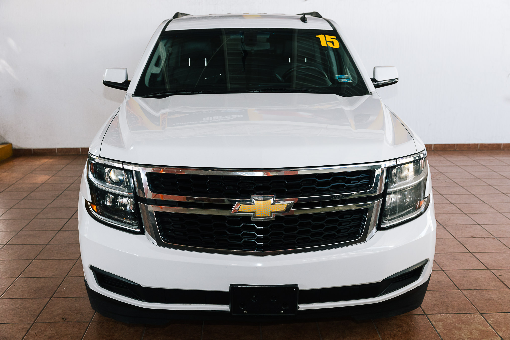 CHEVROLET SUBURBAN 2015 BONO DE $ 30,000