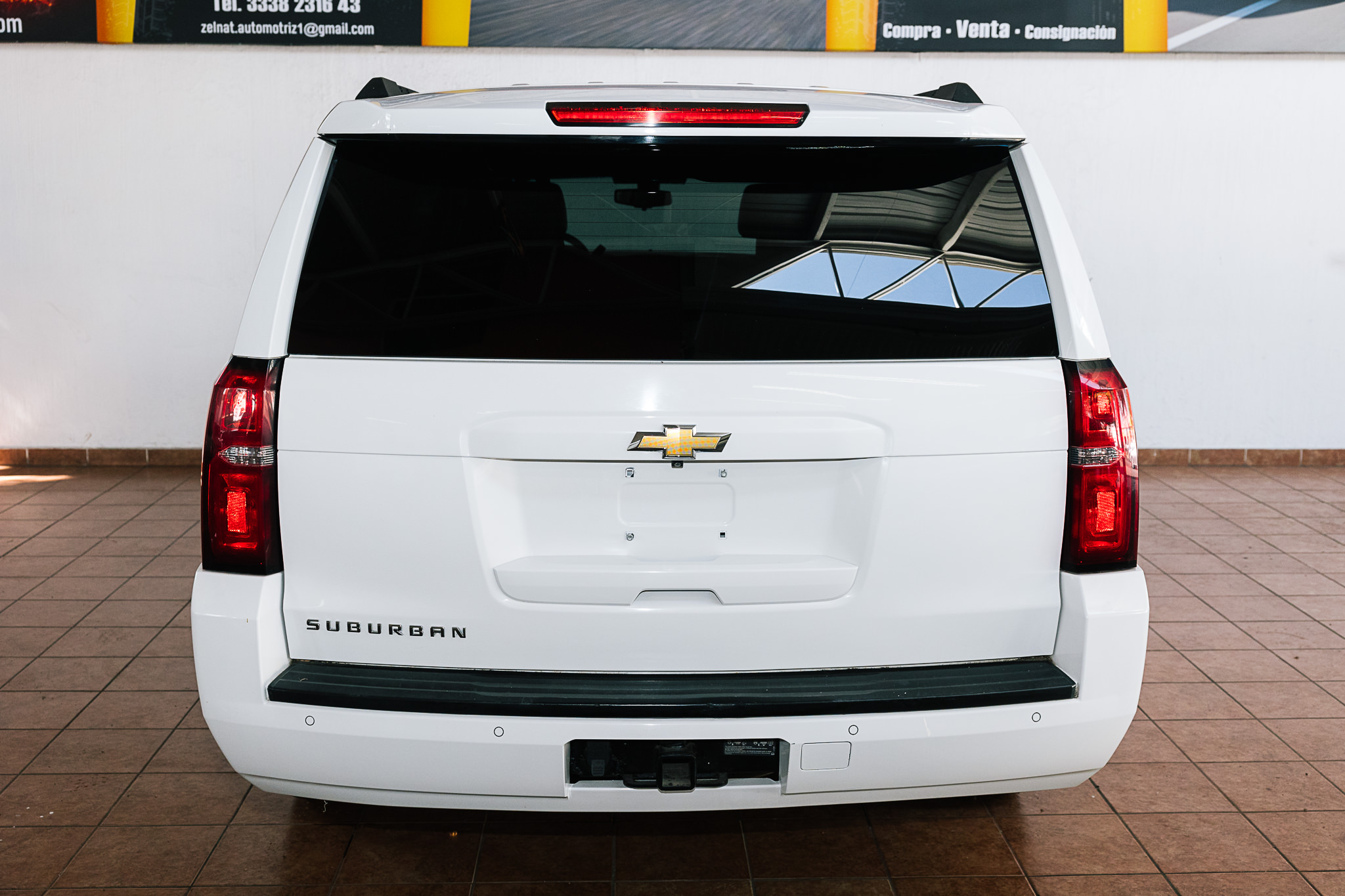 CHEVROLET SUBURBAN 2015 BONO DE $ 30,000