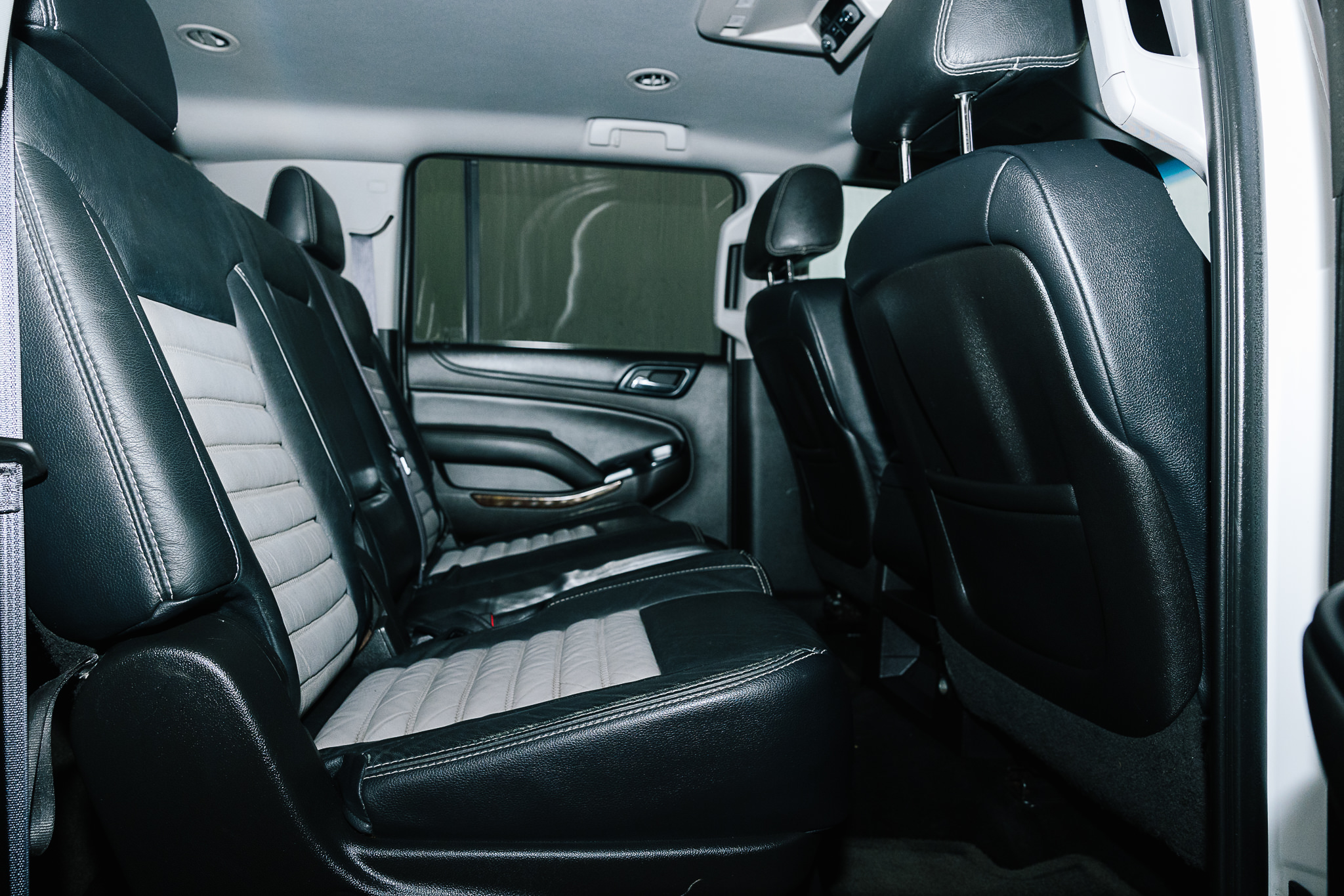 CHEVROLET SUBURBAN 2015 BONO DE $ 30,000