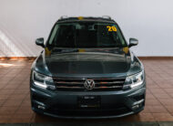 VOLKSWAGEN TIGUAN IQ. DRIVE 2020