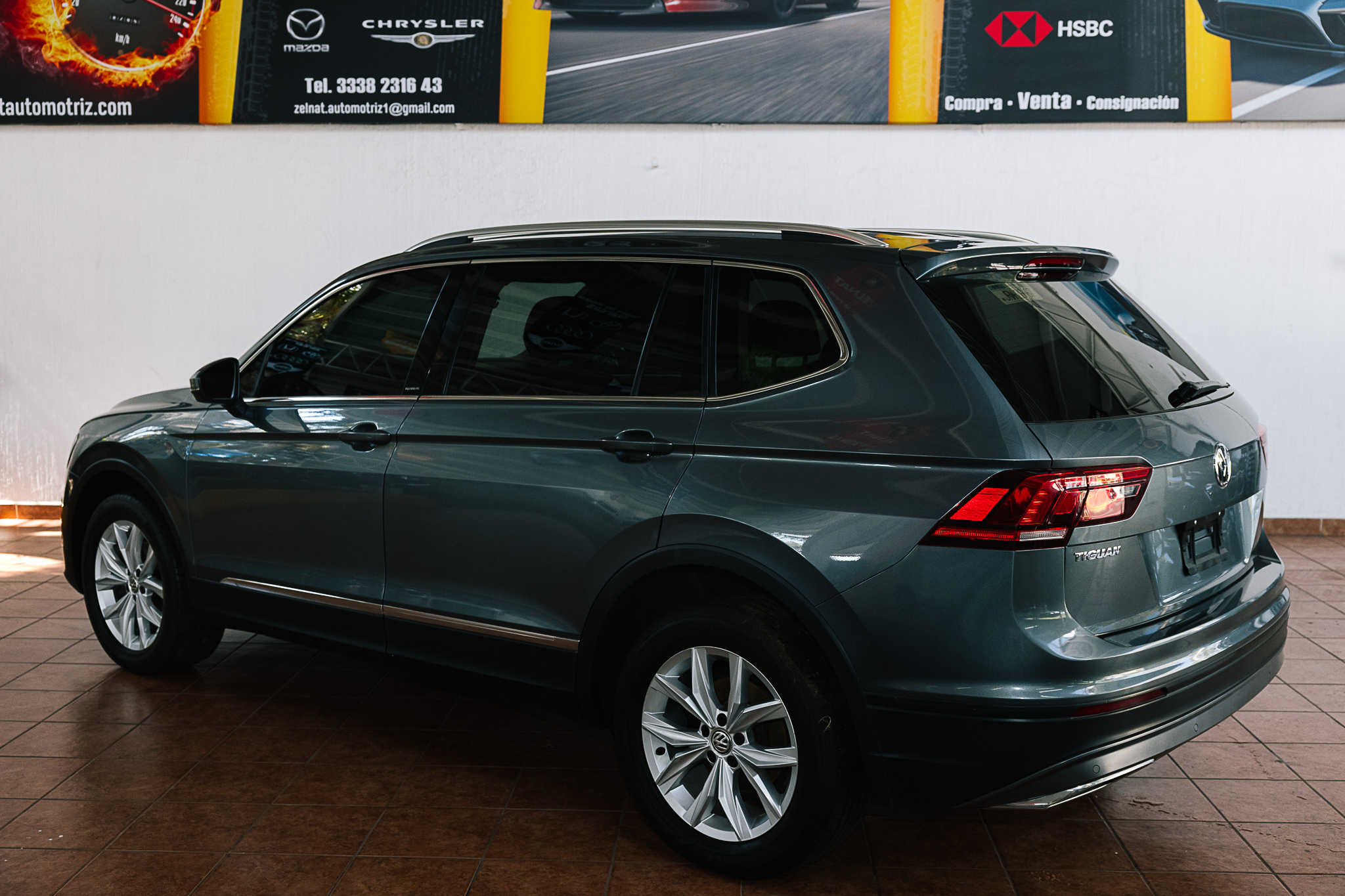 VOLKSWAGEN TIGUAN IQ. DRIVE 2020