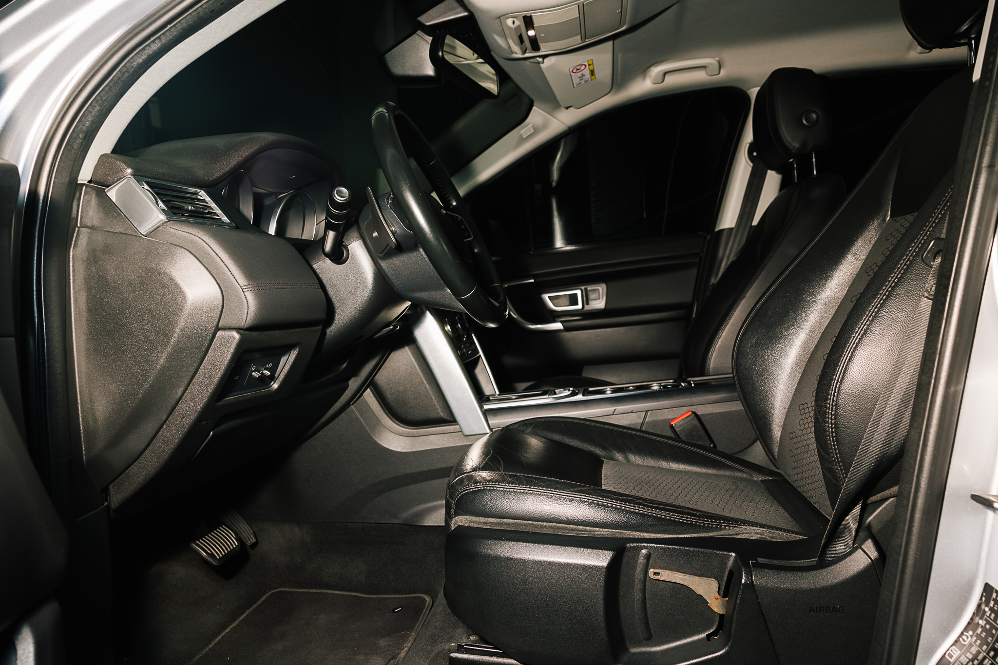 LAND ROVER DISCOVERY SE 2015