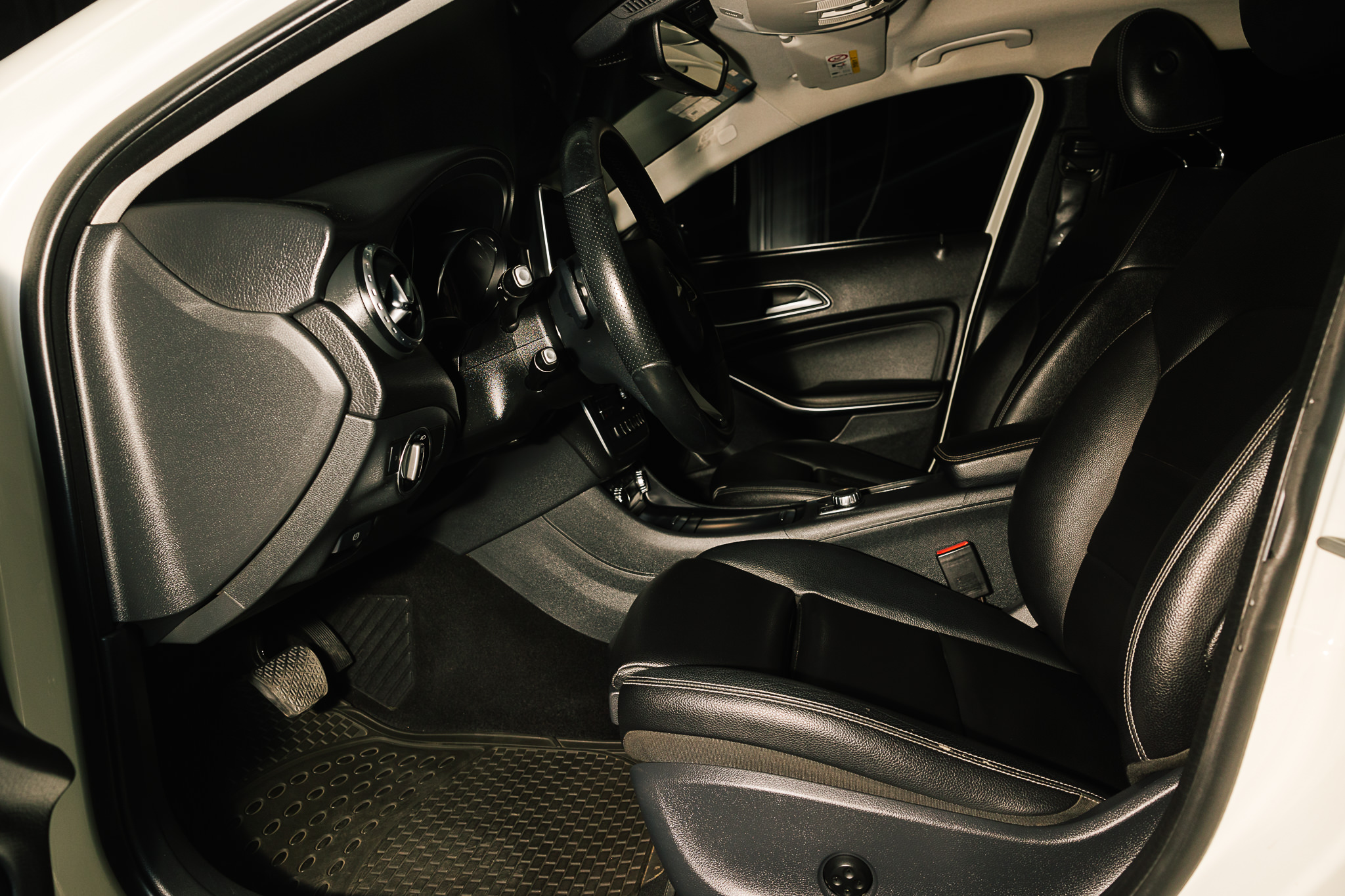 MERCEDES BENZ GLA 200 2017