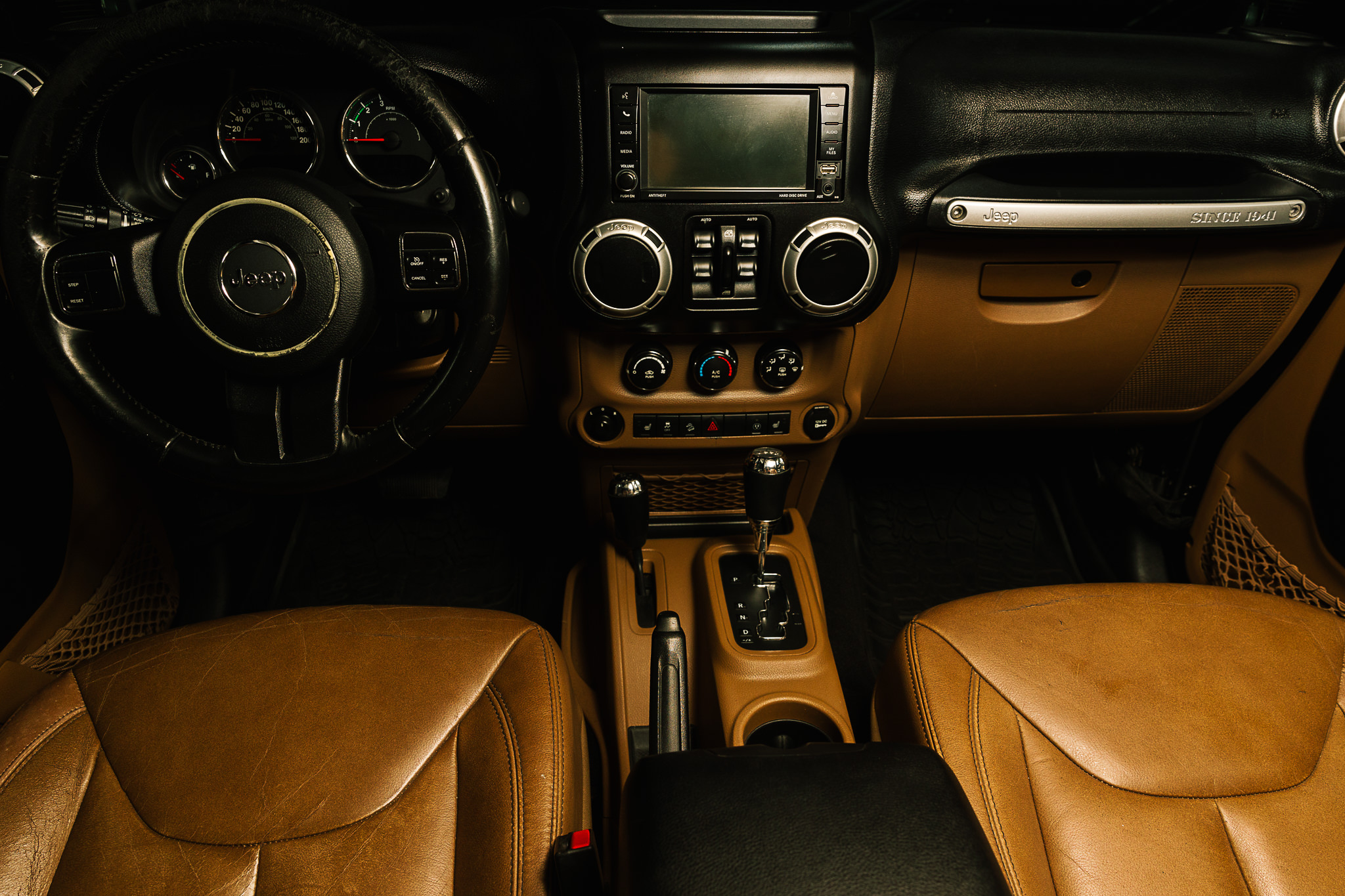 JEEP WRANGLER SAHARA UNLIMITED 4X4 2015