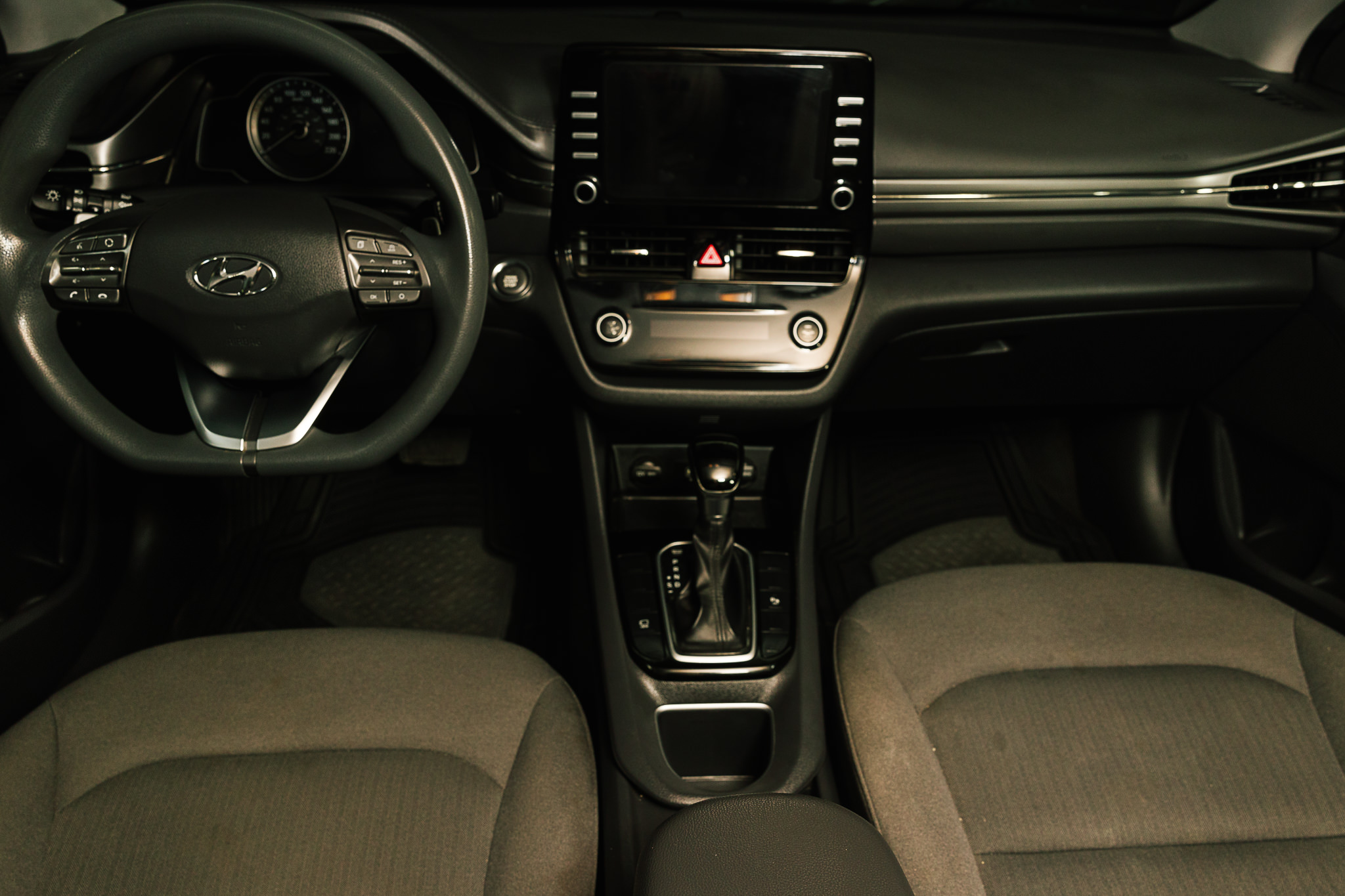 HYUDAI IONIQ HIBRIDO 2020