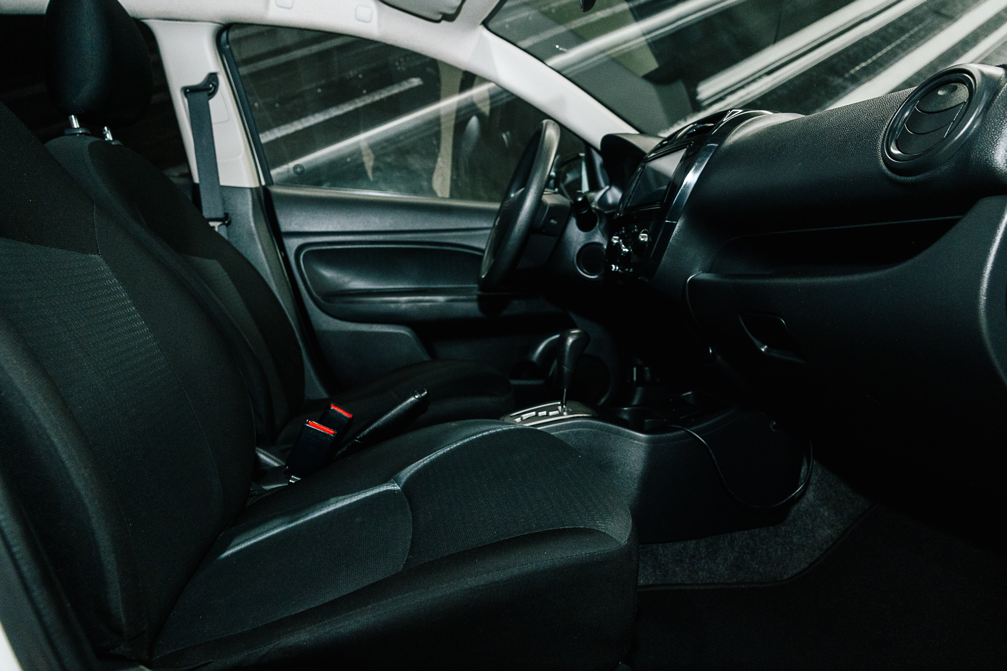 DODGE ATTITUDE SE 2023 BONO DE $ 25,000