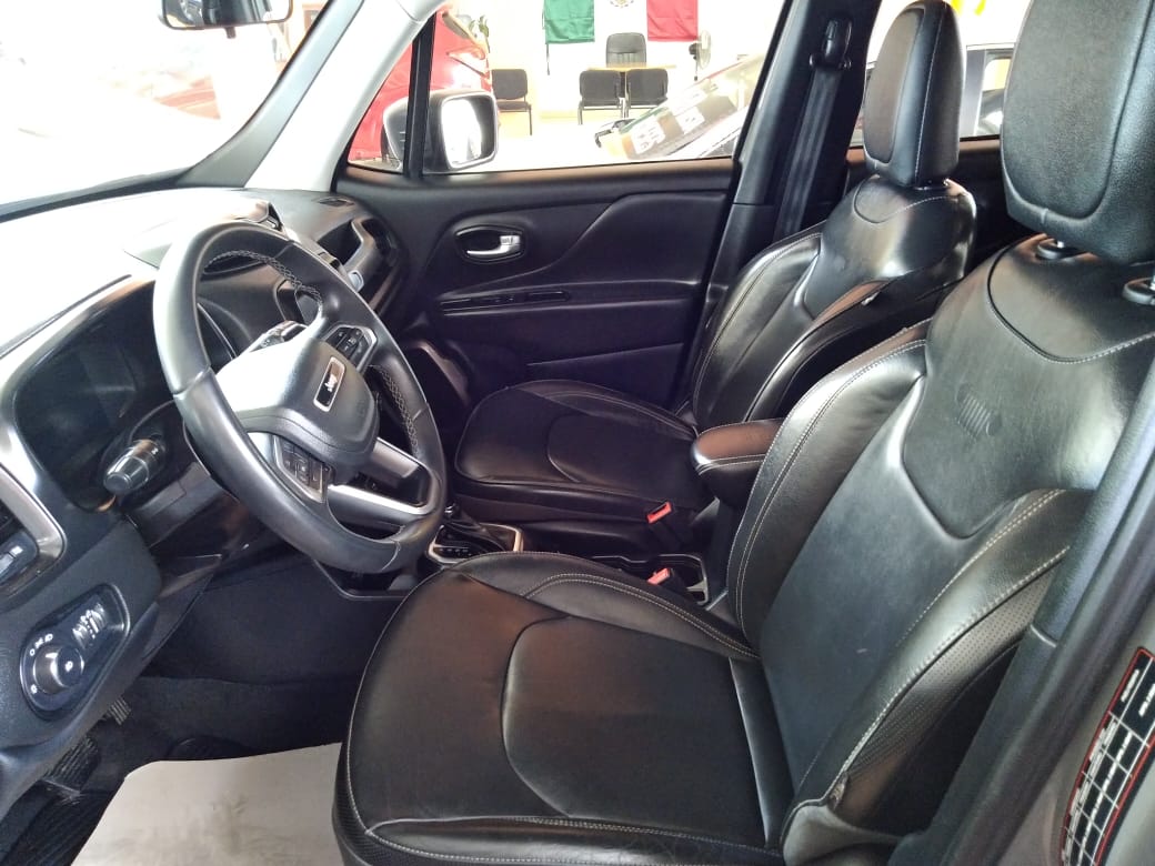 JEEP RENEGADE LATITUDE 2023