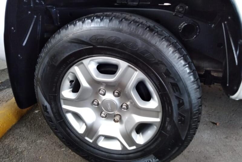 FORD RANGER XLT 2019 CREW CAB MT V4 4X2