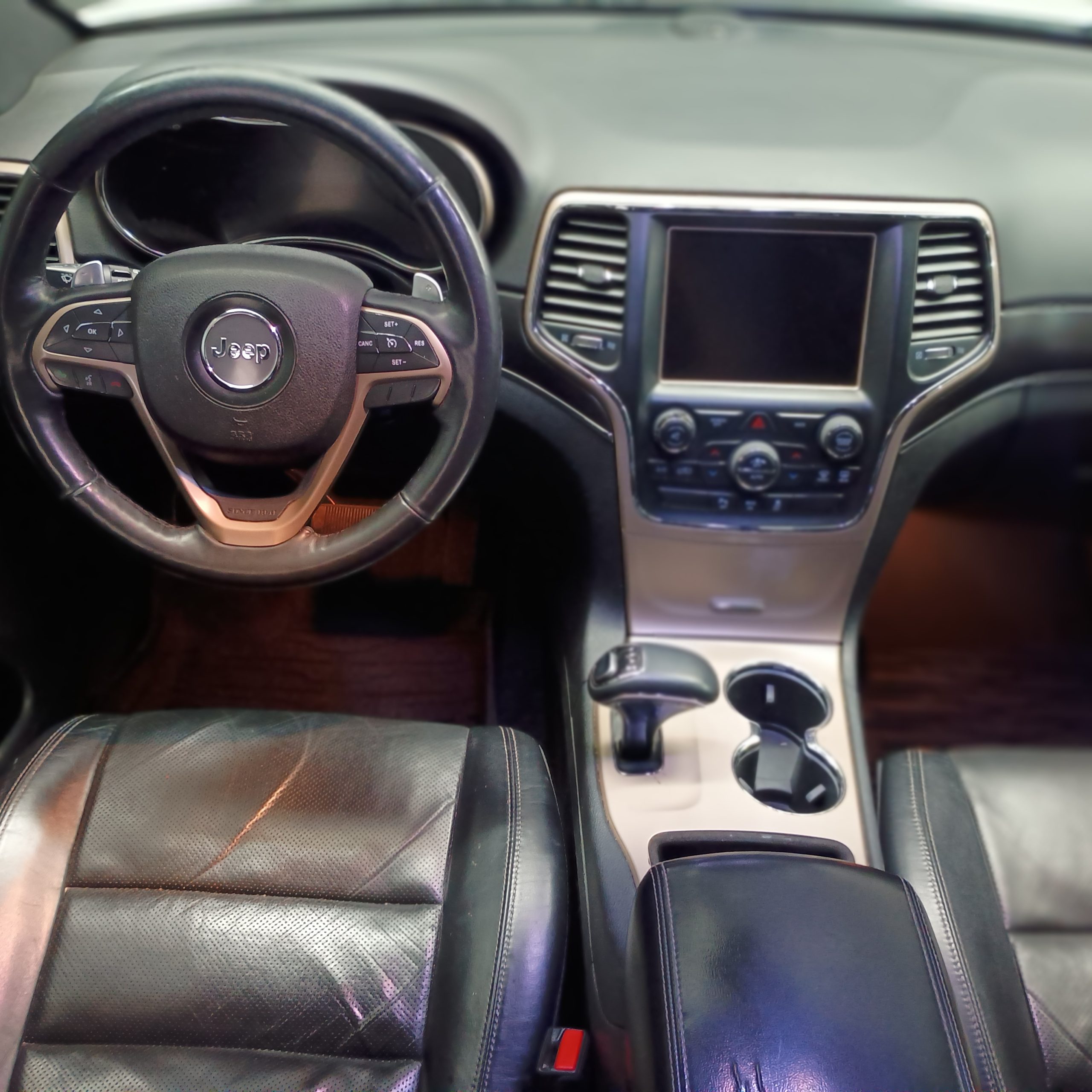 JEEP GRAND CHEROKEE LUJO LIMITED 2015