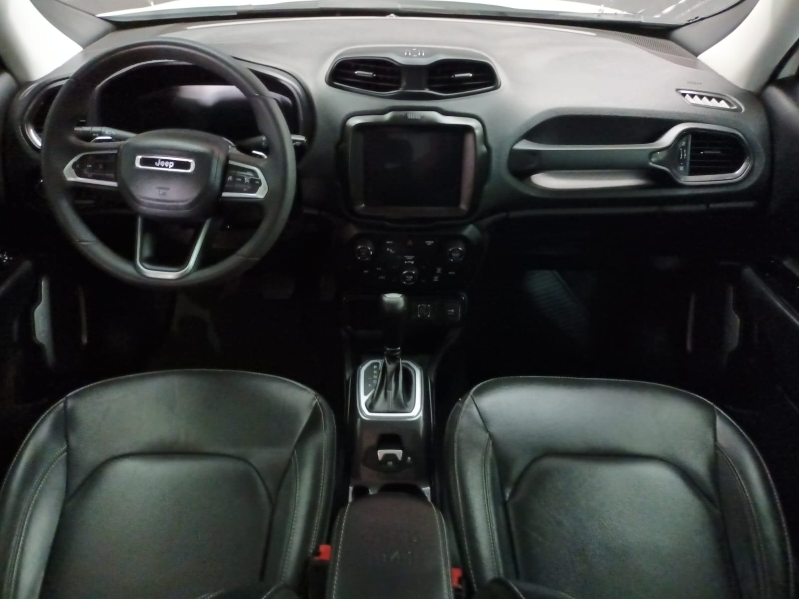 JEEP RENEGADE LATITUDE 2023