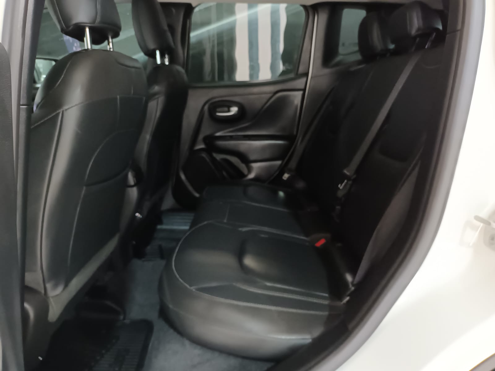 JEEP RENEGADE LATITUDE 2023