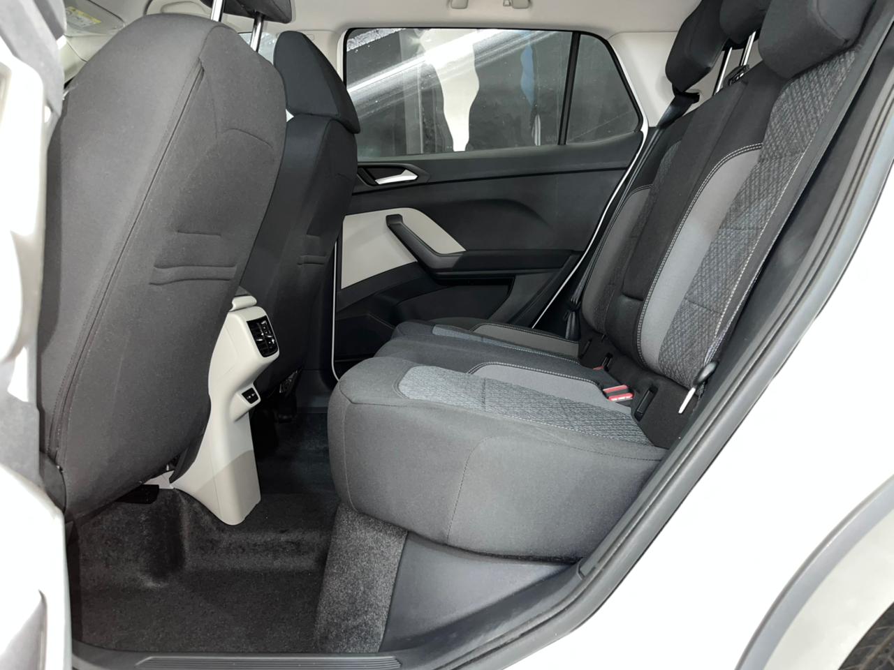 VW TAIGUN COMFORTLINE 2025 NUEVA