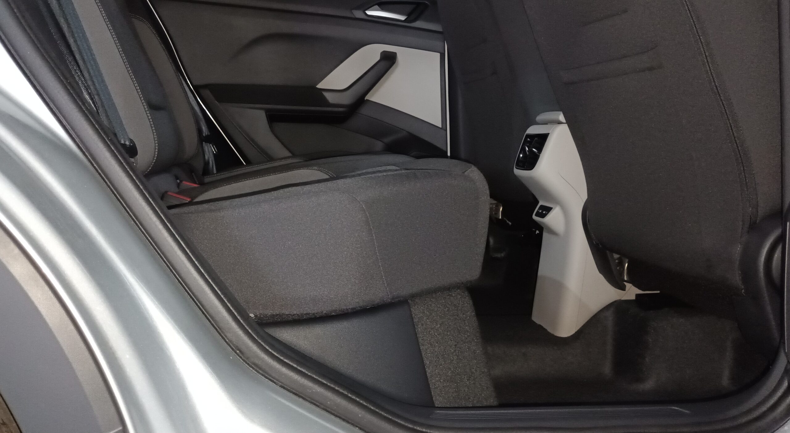 VW TAIGUN COMFORTLINE 2025 NUEVA