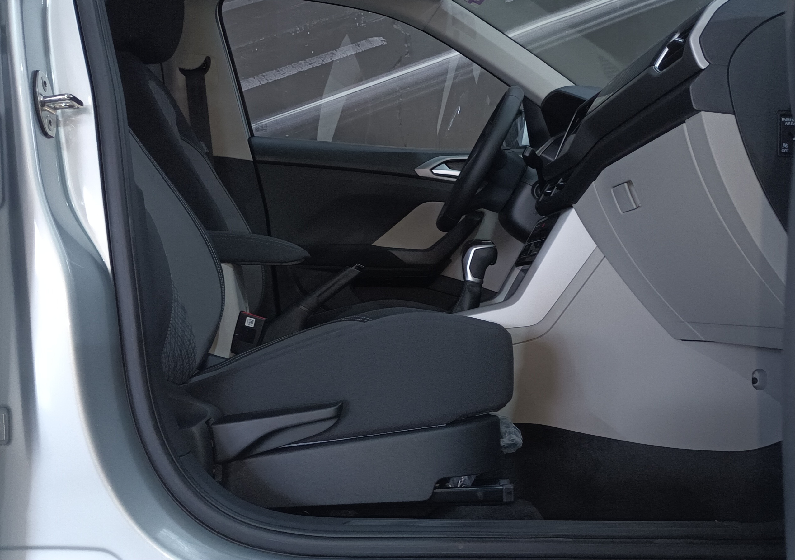 VW TAIGUN COMFORTLINE 2025 NUEVA