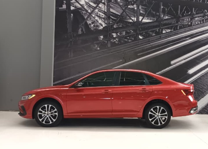 VW JETTA SPORTLINE 2025 NUEVO