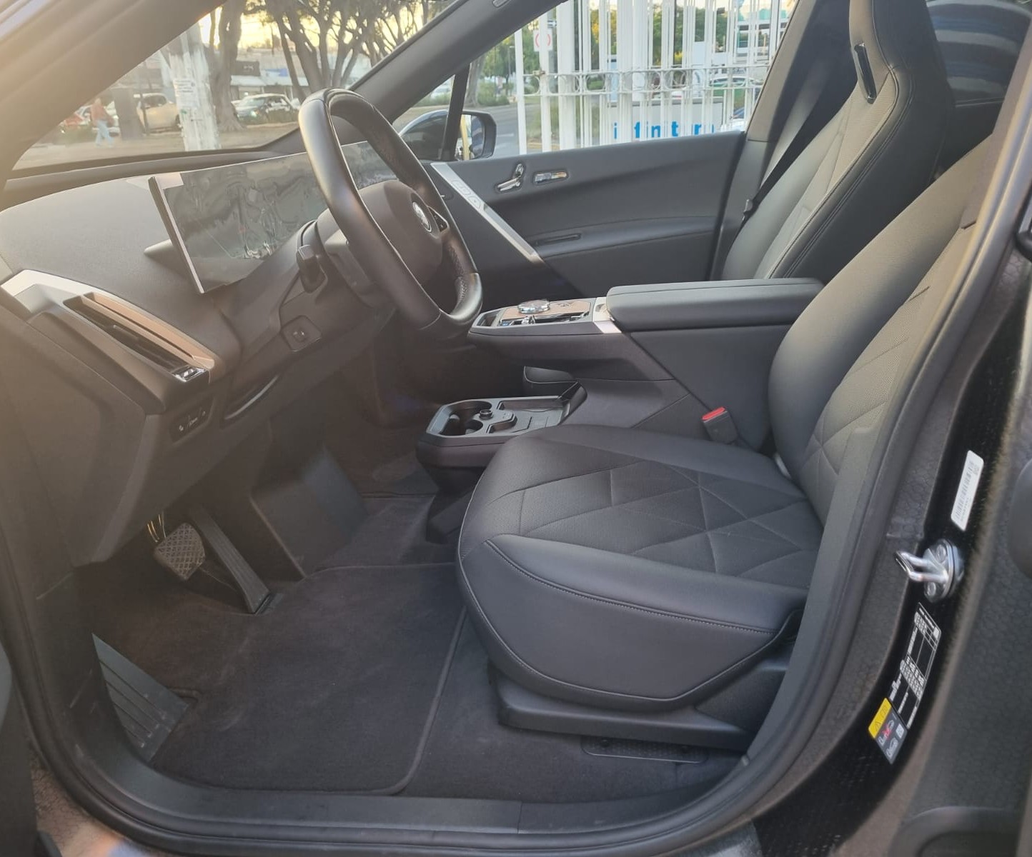 BMW iX xDRiVE 50 ELECTRICA 2024 NUEVO