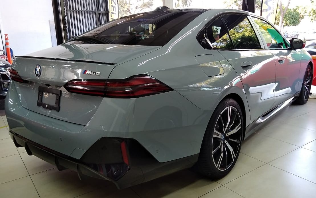 BMW i5 2025 M60 xDrive NUEVO